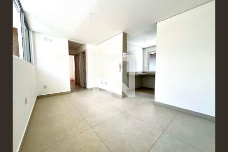 Sala de apartamento à venda com 3 quartos, 70m² em Itapoã, Belo Horizonte
