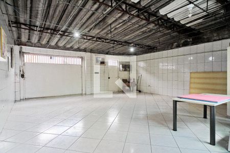 Garagem de casa à venda com 4 quartos, 336m² em Parque Peruche, São Paulo
