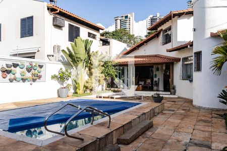 Área comum de casa à venda com 4 quartos, 420m² em Belvedere, Belo Horizonte
