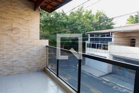 Sacada de casa à venda com 4 quartos, 286m² em Bandeiras, Osasco