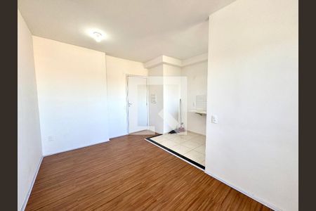 Sala de apartamento para alugar com 3 quartos, 56m² em Vila Rio Branco, Jundiaí