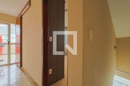 Corredor de apartamento à venda com 3 quartos, 100m² em União, Belo Horizonte