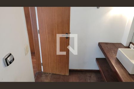 Banheiro da Suíte 1 de apartamento à venda com 3 quartos, 110m² em Cerqueira César, São Paulo