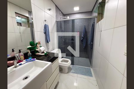 Banheiro de casa à venda com 3 quartos, 80m² em Eldorado, Contagem