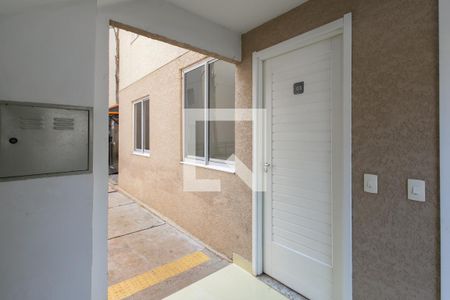 Entrada de apartamento à venda com 2 quartos, 38m² em Colônia (zona Leste), São Paulo
