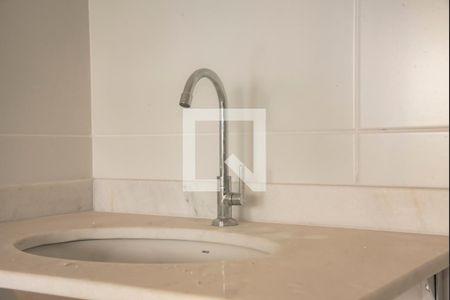 Banheiro de kitnet/studio para alugar com 1 quarto, 27m² em Vila da Saúde, São Paulo