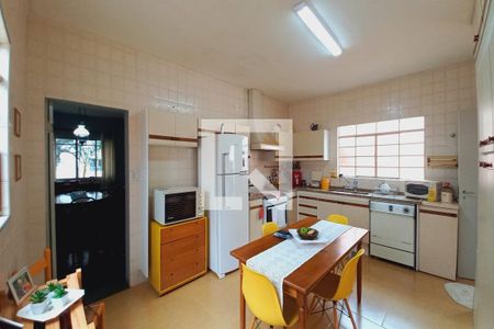 Cozinha de casa para alugar com 3 quartos, 450m² em Jardim Itamarati, Campinas