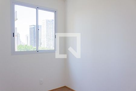 Quarto 2 de apartamento à venda com 2 quartos, 35m² em Parque Industrial Tomas Edson, São Paulo