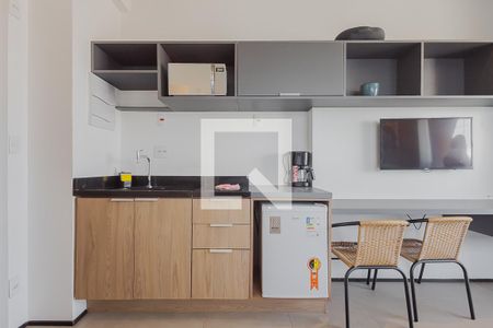 Cozinha de kitnet/studio à venda com 1 quarto, 21m² em Jardim Paulista, São Paulo