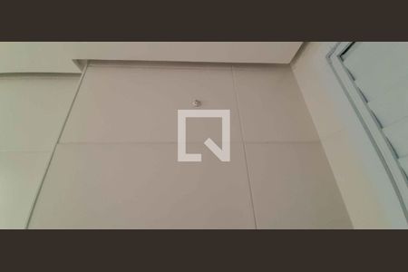 Banheiro de apartamento para alugar com 1 quarto, 42m² em Vila Yolanda, Osasco
