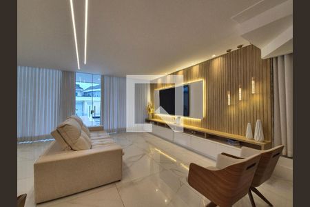 Sala de casa de condomínio à venda com 3 quartos, 350m² em Recreio dos Bandeirantes, Rio de Janeiro