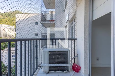 Sala Varanda de apartamento à venda com 2 quartos, 67m² em Tijuca, Rio de Janeiro