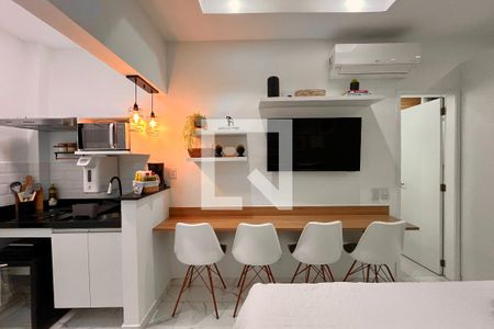 Kitnet/Studio à venda com 1 quarto, 20m² em Copacabana, Rio de Janeiro