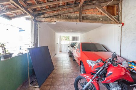 Garagem de casa à venda com 8 quartos, 350m² em Centro, Diadema