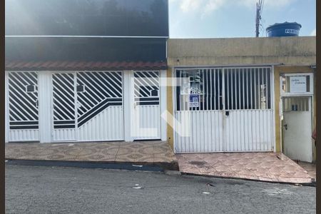 Fachada + placa de casa à venda com 8 quartos, 350m² em Centro, Diadema