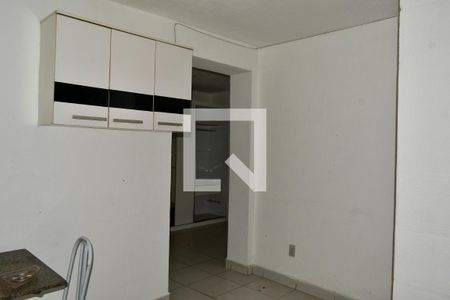 Sala/Cozinha de casa para alugar com 1 quarto, 37m² em Bosque da Saúde, São Paulo