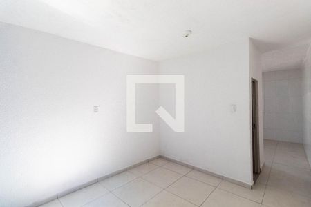 Quarto de casa para alugar com 1 quarto, 25m² em Vila Franci, São Paulo