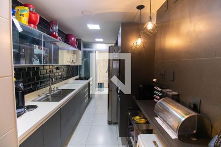 Cozinha de apartamento à venda com 4 quartos, 249m² em Charitas, Niterói