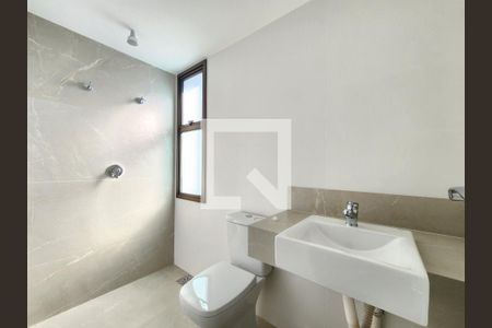 Banheiro da Suíte 2 de apartamento à venda com 2 quartos, 60m² em Santo Agostinho, Belo Horizonte