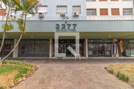 Entrada de apartamento à venda com 2 quartos, 59m² em Praia de Belas, Porto Alegre