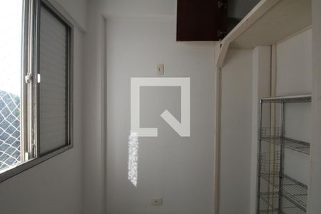 Quarto de Serviço de apartamento para alugar com 2 quartos, 74m² em Vila Andrade, São Paulo
