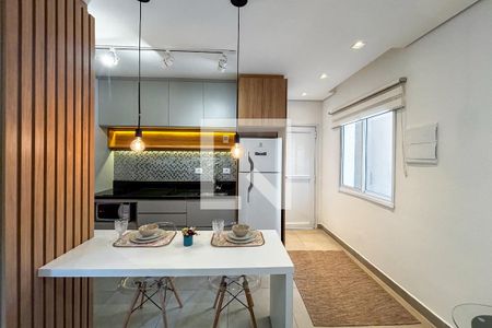 Cozinha de apartamento para alugar com 1 quarto, 32m² em Vila Monte Alegre, São Paulo