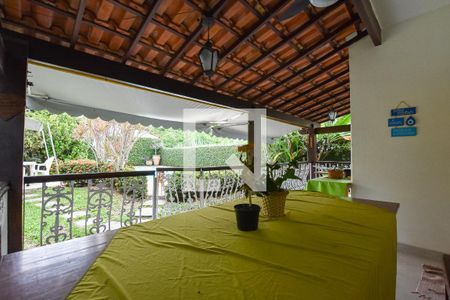 Área comum de casa à venda com 3 quartos, 216m² em Maria Paula, Niterói