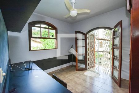 Quarto 1 de casa à venda com 3 quartos, 216m² em Maria Paula, Niterói