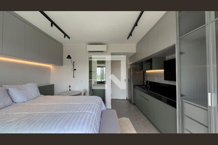 Quarto de kitnet/studio para alugar com 1 quarto, 28m² em Pinheiros, São Paulo