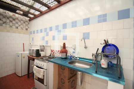 Cozinha de kitnet/studio para alugar com 1 quarto, 28m² em Barra, Salvador