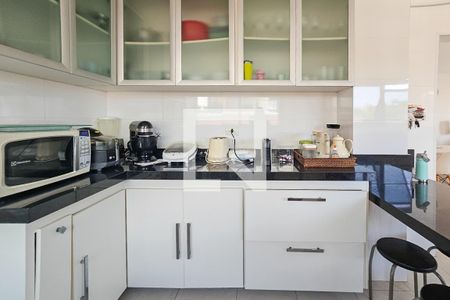 Cozinha de apartamento para alugar com 3 quartos, 210m² em Balneario Cidade Atlantica, Guarujá