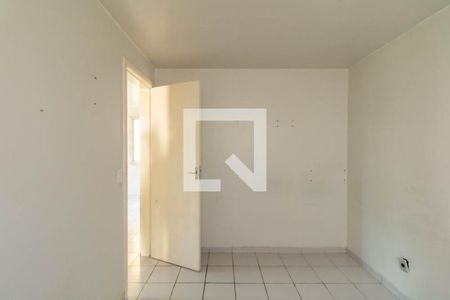 Quarto 1 de apartamento para alugar com 2 quartos, 43m² em Sítio Cercado, Curitiba