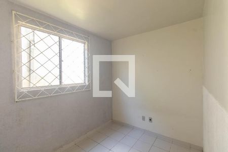 Quarto 2 de apartamento para alugar com 2 quartos, 43m² em Sítio Cercado, Curitiba