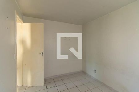 Quarto 1 de apartamento para alugar com 2 quartos, 43m² em Sítio Cercado, Curitiba