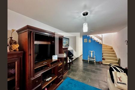 Sala  de casa à venda com 3 quartos, 150m² em Vila Sao Francisco (zona Sul), São Paulo