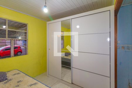 Quarto 2 de casa à venda com 2 quartos, 70m² em Guajuviras, Canoas