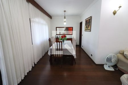 Sala de casa de condomínio para alugar com 6 quartos, 380m² em Adalgisa, Osasco