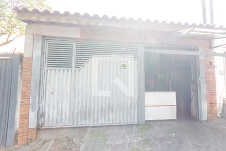 Fachada de casa à venda com 2 quartos, 150m² em Jardim Utinga, Santo André