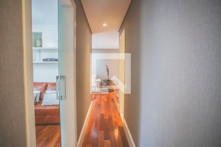 Corredor   de apartamento à venda com 3 quartos, 78m² em Vila da Saúde, São Paulo