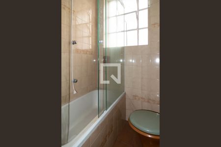 Banheiro de apartamento à venda com 2 quartos, 63m² em Bela Vista, São Paulo