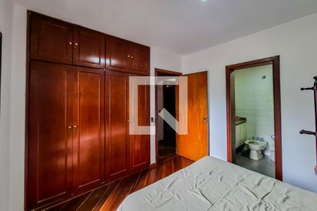 Quarto de casa de condomínio à venda com 3 quartos, 110m² em Vila Monumento, São Paulo