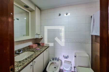 Banheiro do Quarto  de casa de condomínio à venda com 3 quartos, 110m² em Vila Monumento, São Paulo