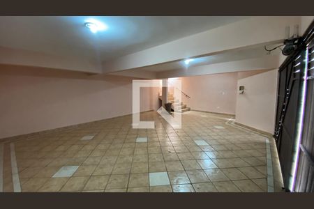 Garagem de casa à venda com 4 quartos, 317m² em Vila Guiomar, Santo André