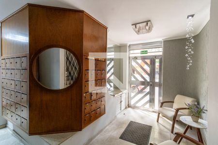 Hall de entrada de apartamento à venda com 1 quarto, 42m² em Centro Histórico, Porto Alegre