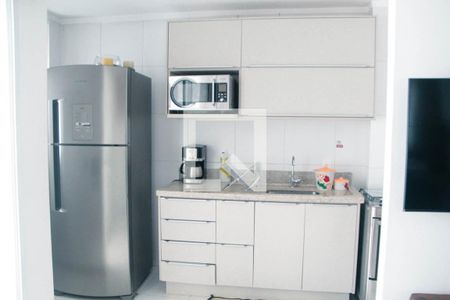 Cozinha de apartamento à venda com 1 quarto, 56m² em Jardim Goiás, Goiânia