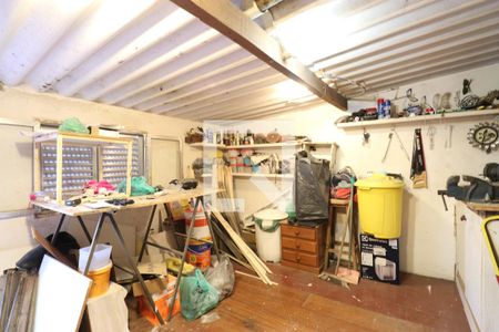 Quarto de Serviço de casa para alugar com 4 quartos, 230m² em Pompeia, São Paulo