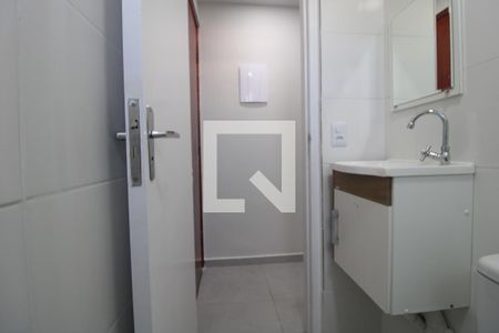 Banheiro Social de apartamento para alugar com 1 quarto, 32m² em Jardim Sao Benedito, São Paulo