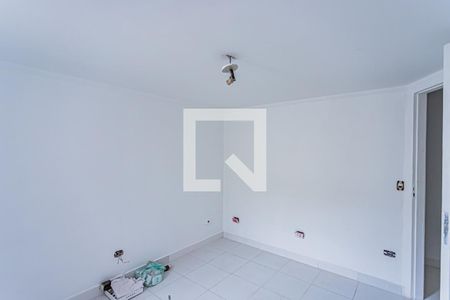 Suite de casa à venda com 2 quartos, 248m² em Vila Picinin, São Paulo