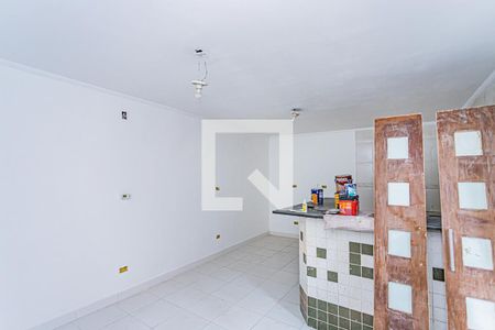 Sala e cozinha de casa à venda com 2 quartos, 248m² em Vila Picinin, São Paulo