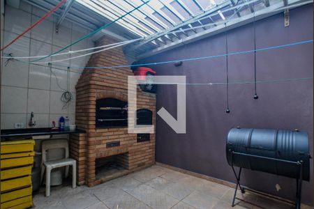 Quintal de casa à venda com 3 quartos, 255m² em Vila Curuçá, Santo André